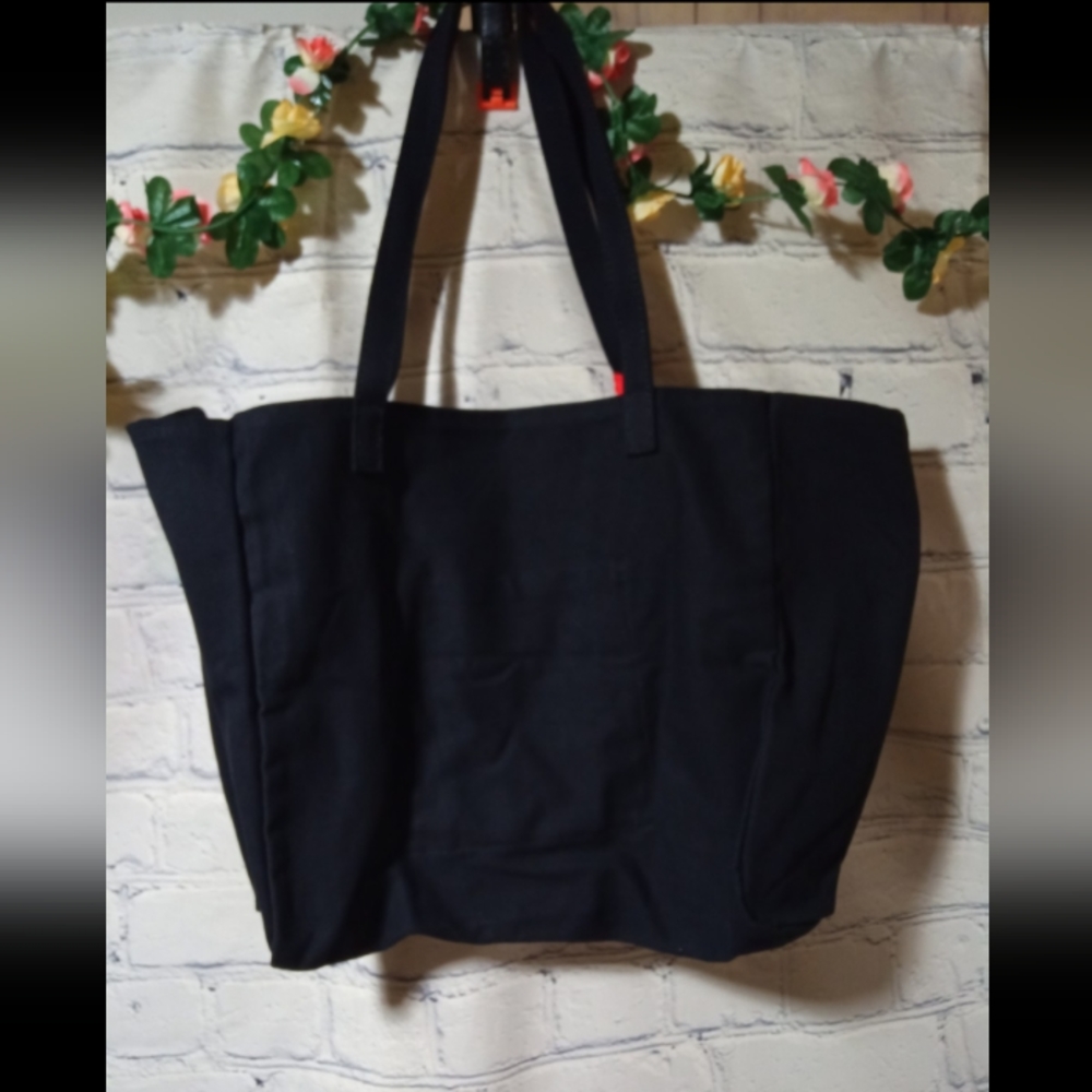 See Updated listing Max offer's Hello Weekend Pink Word print Large Totebag - Picture 4 of 15